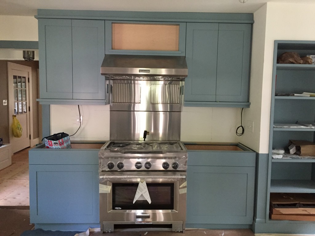 Kitchen wall cabinets